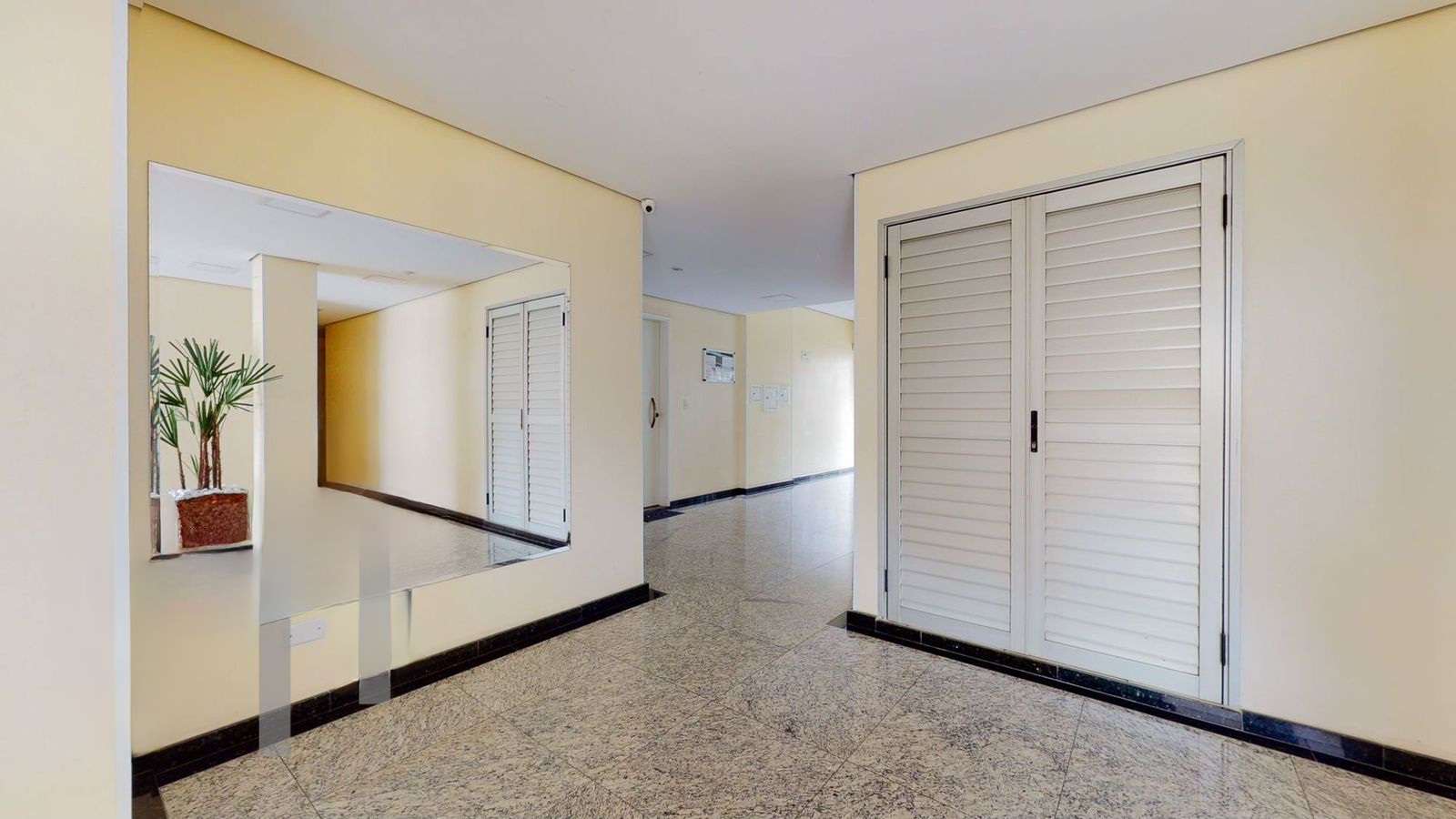 Imagem Apartamento com 2 Quartos à Venda, 61 m²em Vila Basileia - São Paulo