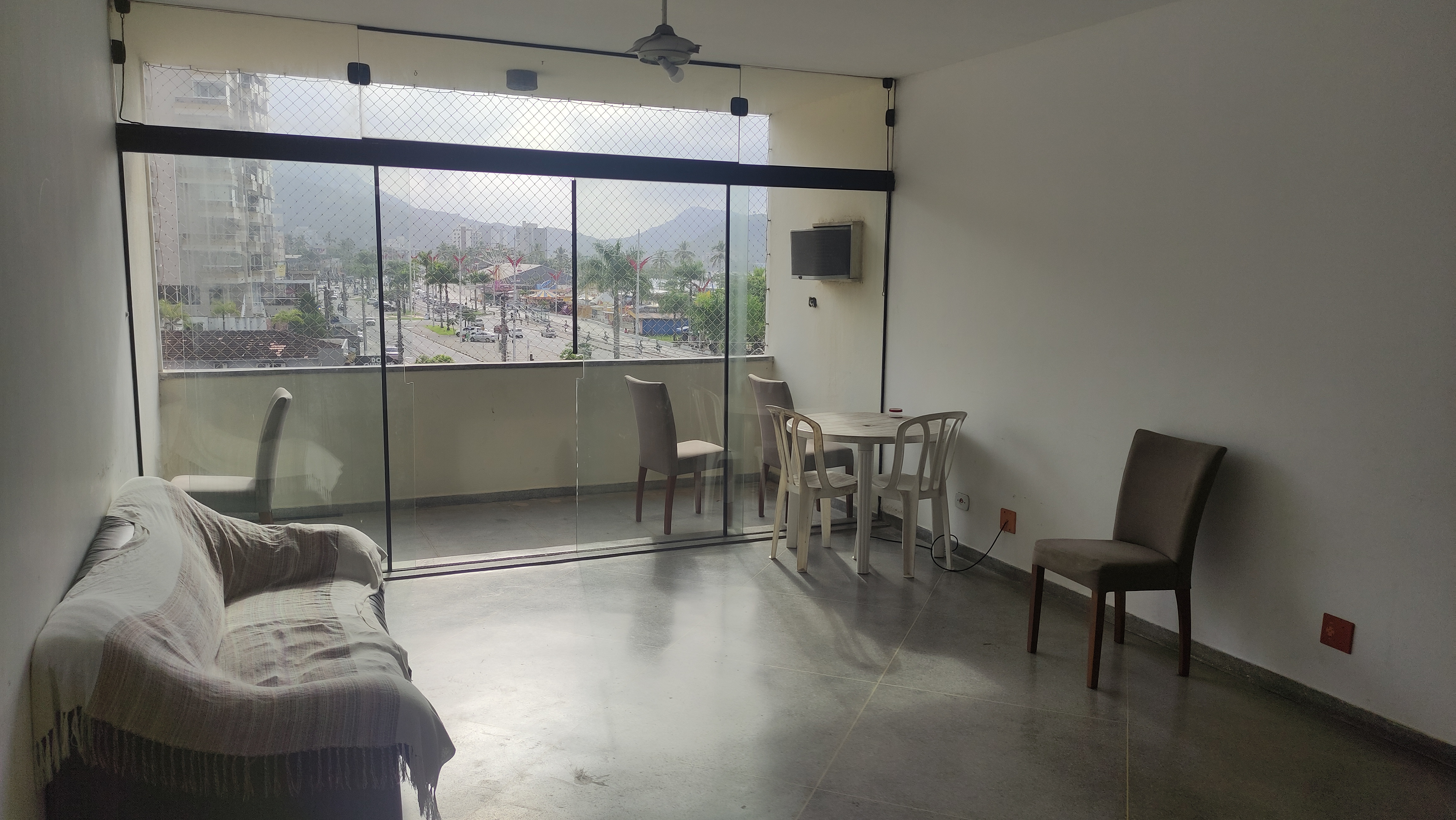Imagem Apartamento com 2 Quartos à Venda, 80 m²em Centro - Caraguatatuba
