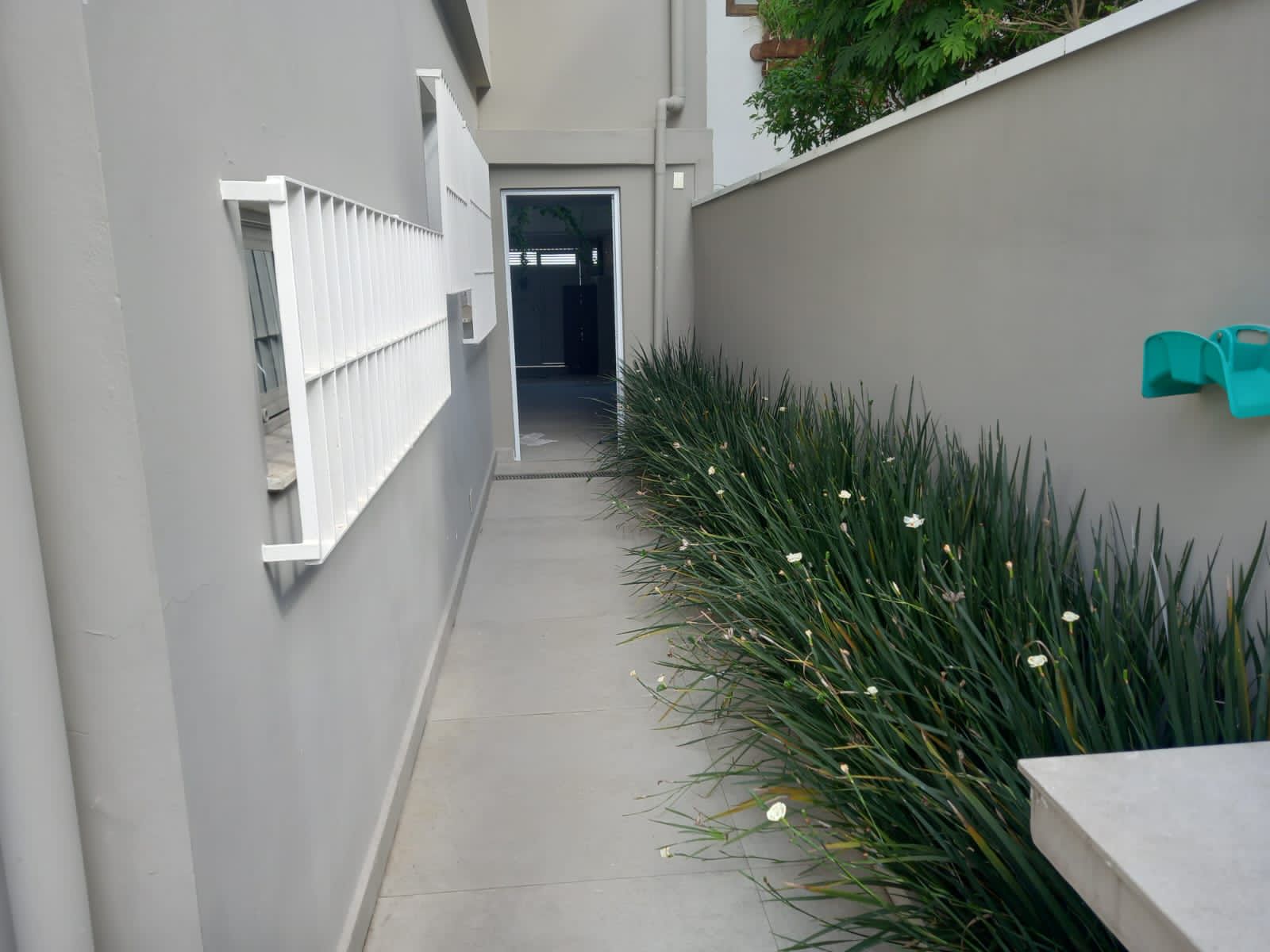 Imagem Sobrado com 3 Quartos à Venda, 181 m²em Jardim Prudência - São Paulo