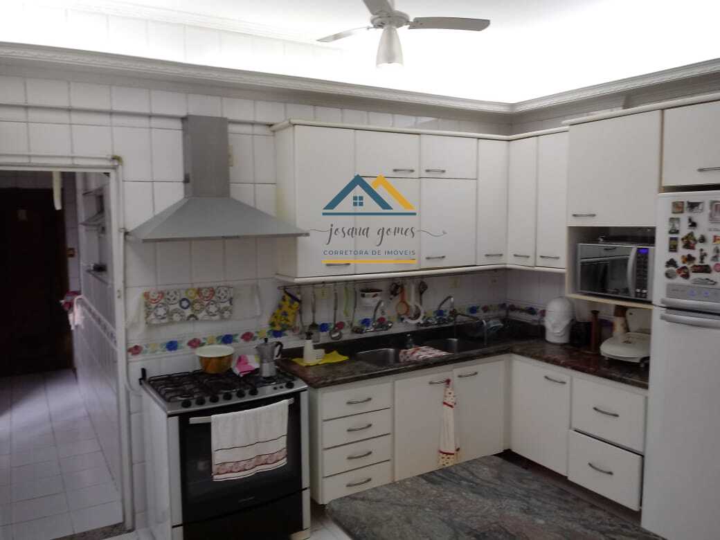 Imagem Apartamento com 3 Quartos à Venda, 159 m²em Gonzaga - Santos