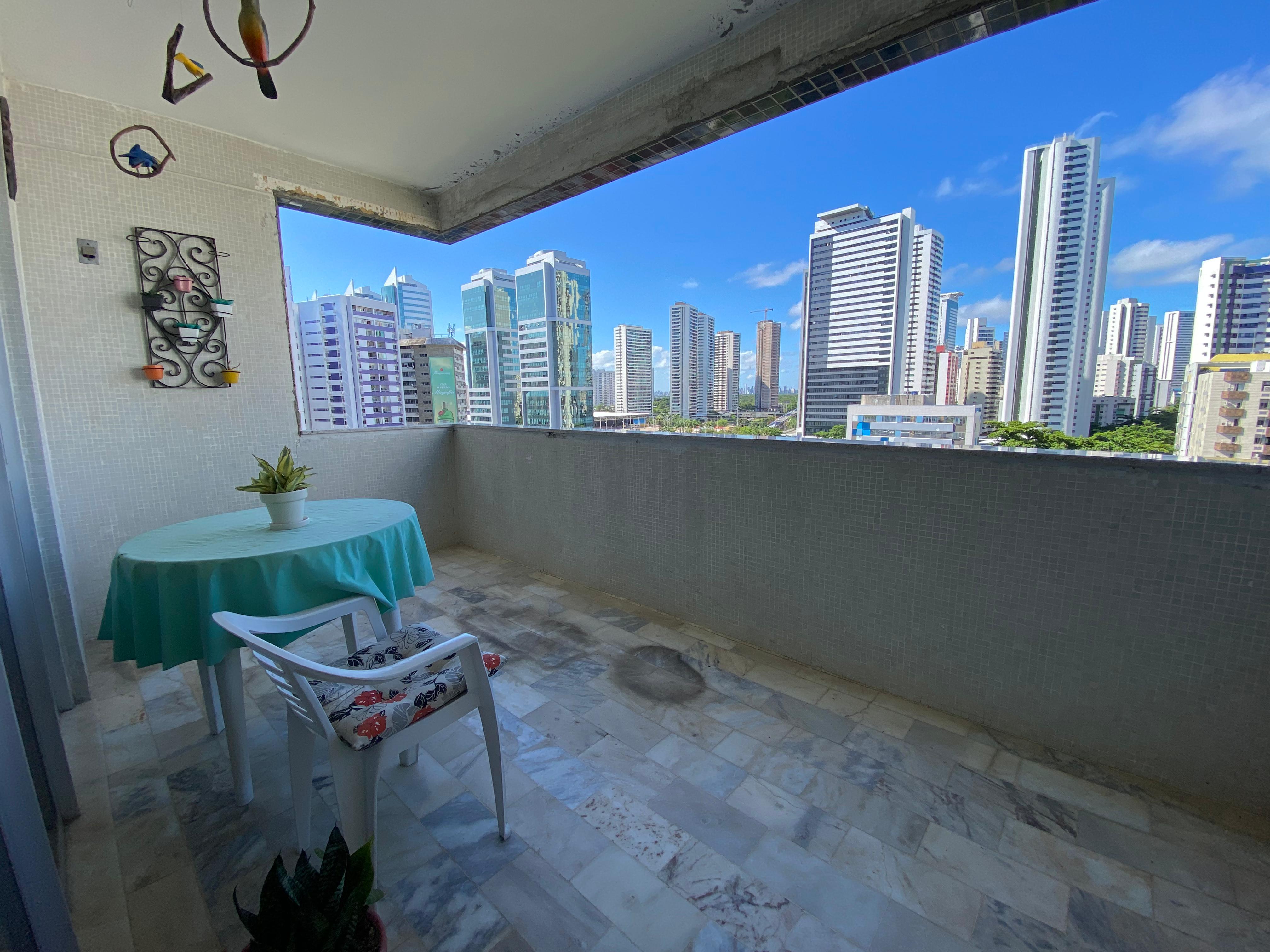 Imagem Apartamento com 3 Quartos à Venda, 126 m²em Boa Viagem - Recife