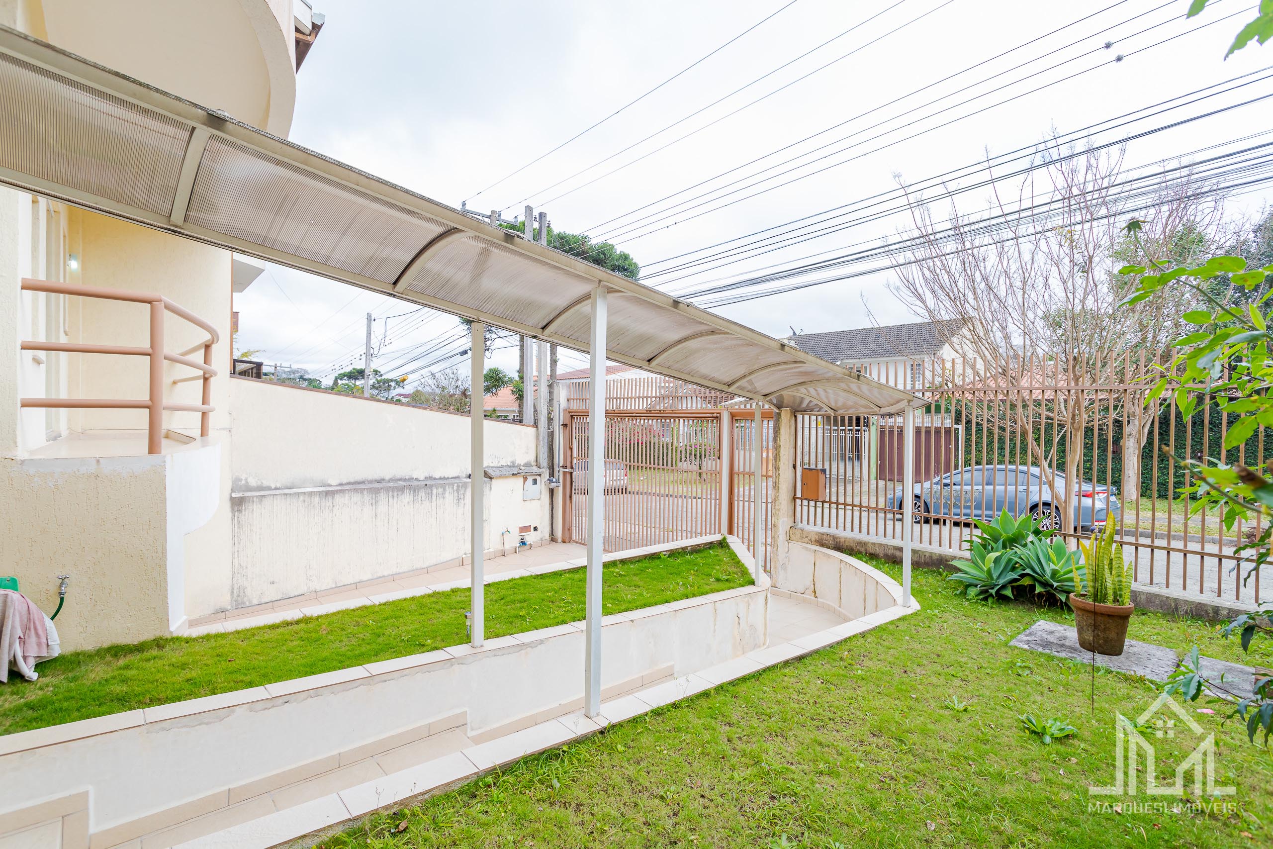 Imagem Casa com 3 Quartos à Venda, 241 m² em Guabirotuba - Curitiba