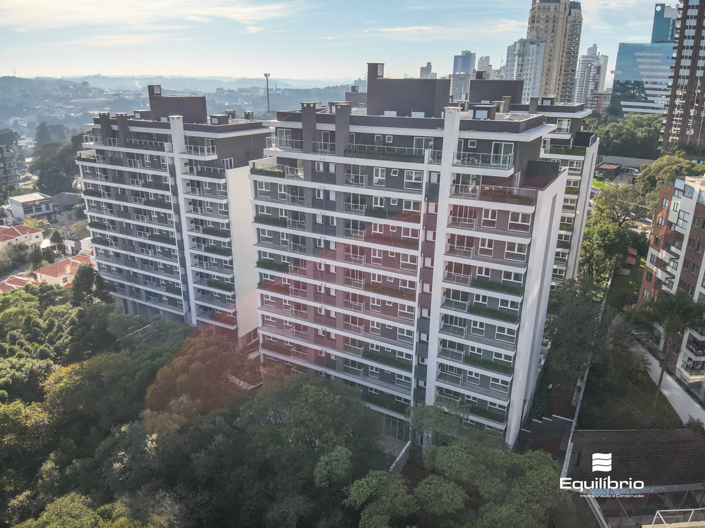 Apartamento com 2 Quartos à Venda, 75 m² em Mossunguê - CURITIBA