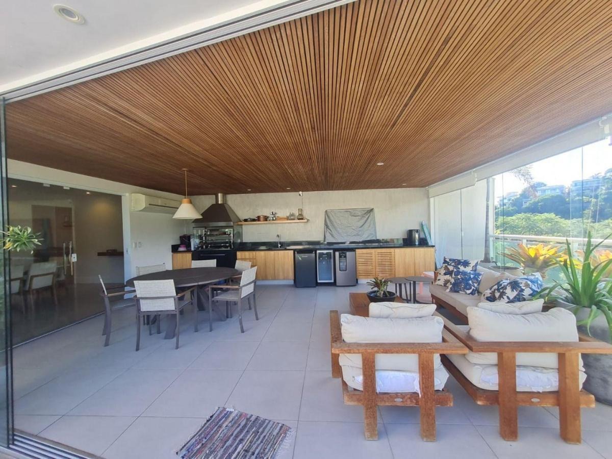 Apartamento com 4 Quartos à Venda, 263 m²em Camboinhas - Niterói
