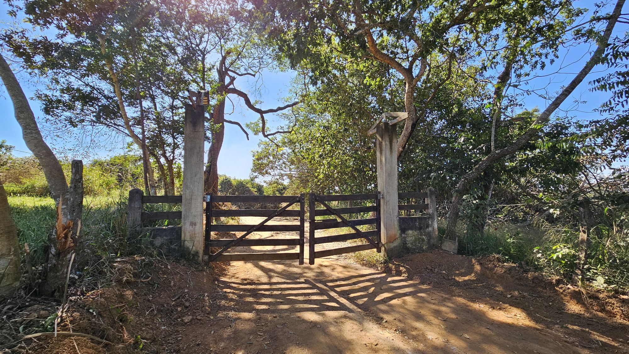Imagem Chácara com 5 Quartos à Venda, 750 m² em Centro - Santo Antônio do Descoberto