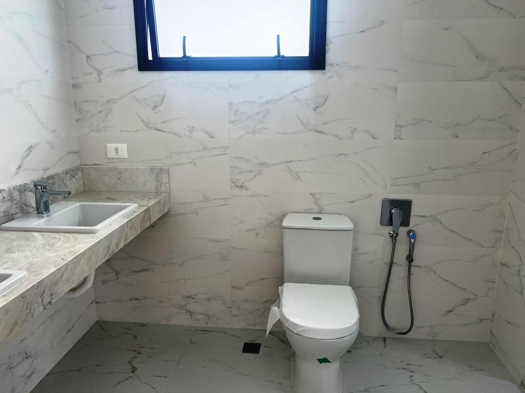 Foto do imóvel: Apartamento com 3 Quartos à Venda, 183 m² em Hugo Lange - Curitiba