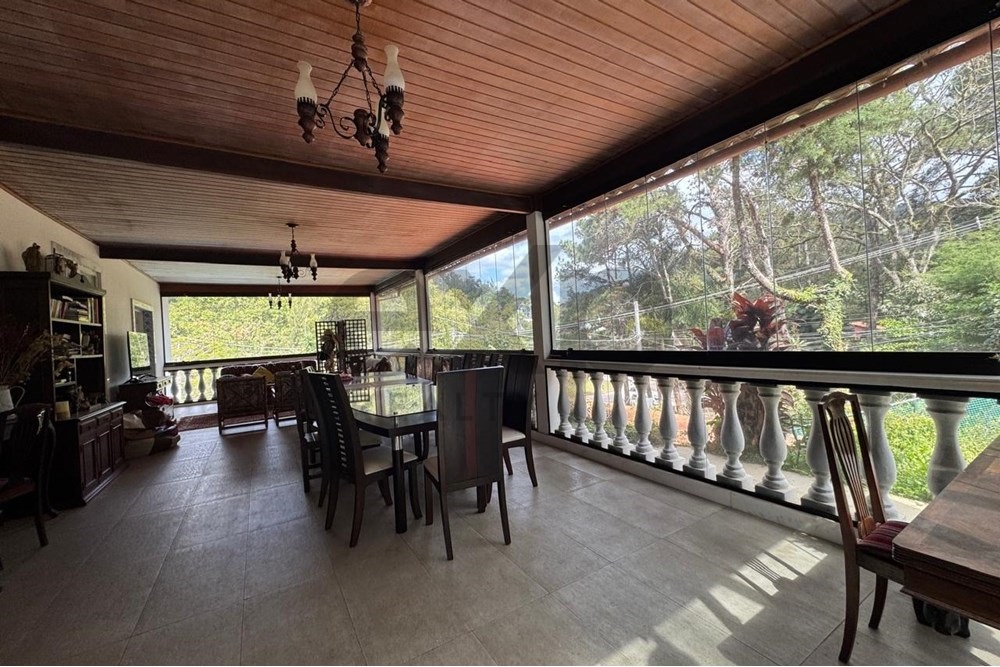 Imagem Casa com 7 Quartos à Venda, 453 m² em Itaipava - Petrópolis