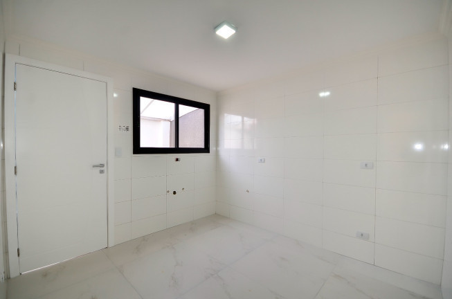 Imagem Sobrado com 3 Quartos à Venda,  em Cajuru - Curitiba