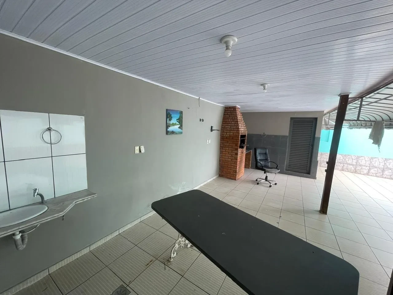 Imagem Casa com 4 Quartos para Alugar, 250 m² em Jardim Tropical - Cuiabá