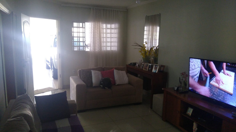 Imagem Casa com 3 Quartos à Venda, 164 m² em Palmeiras - Araçatuba