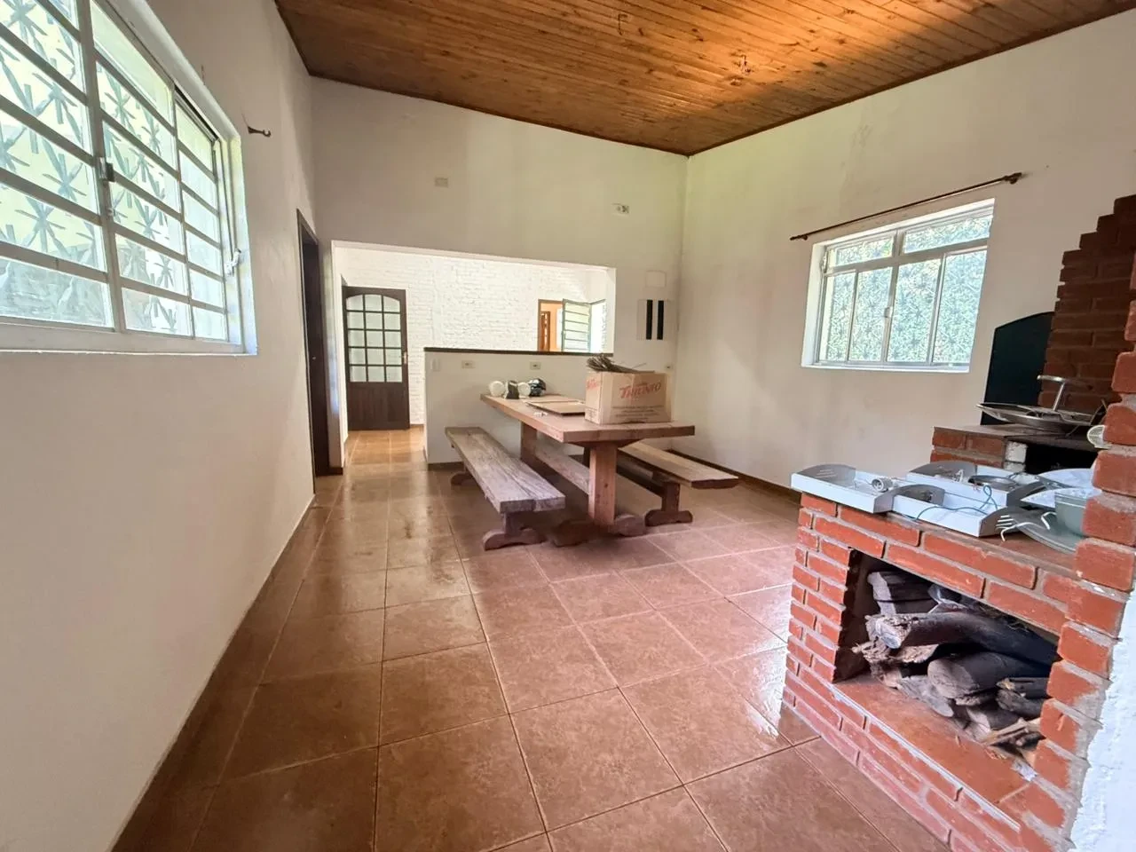 Imagem Casa com 3 Quartos à Venda, 290 m² em Centro - Embu das Artes