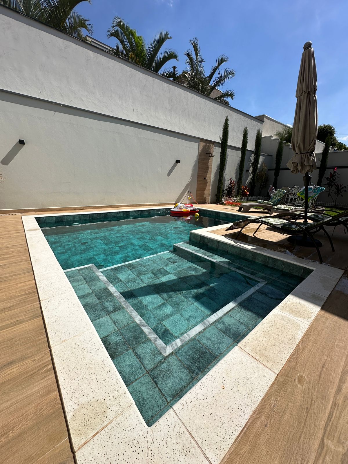 Imagem Casa de Condomínio com 3 Quartos à Venda, 270 m²em Medeiros - Jundiaí