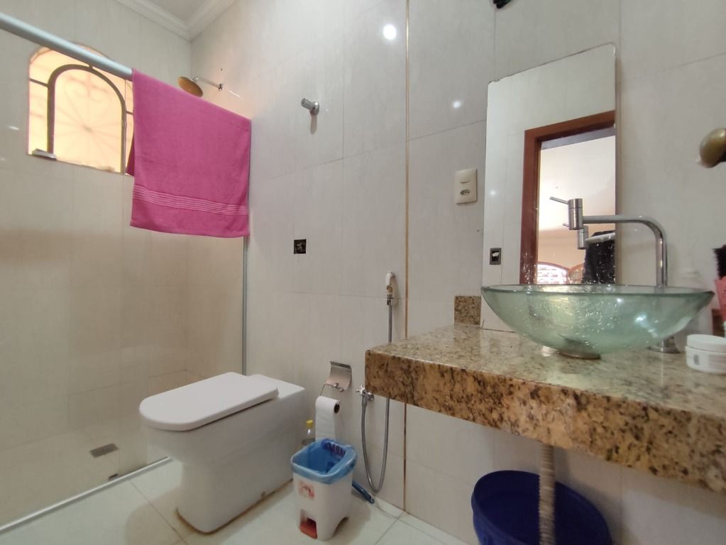 Foto do imóvel: Casa com 4 Quartos à Venda, 200 m² em São Benedito - Santa Luzia