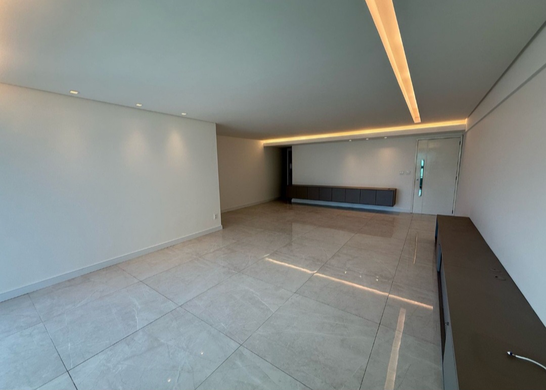 Foto do imóvel: Apartamento com 4 Quartos à Venda ou Locação, 175 m² em Boa Viagem - Recife