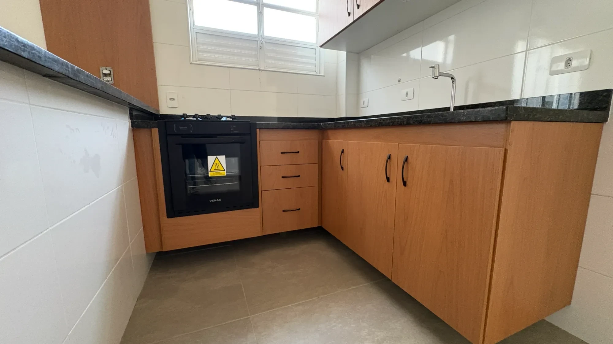 Imagem Apartamento com 2 Quartos à Venda, 70 metros em Macuco - Santos