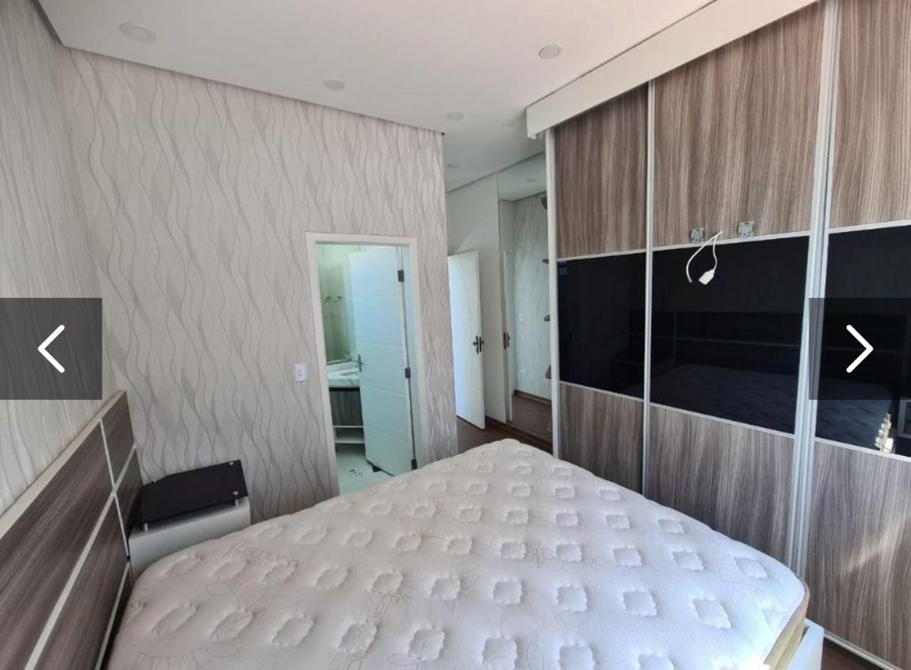 Imagem Casa de Condomínio com 4 Quartos à Venda, 300 m²em Arujá 5 - Arujá