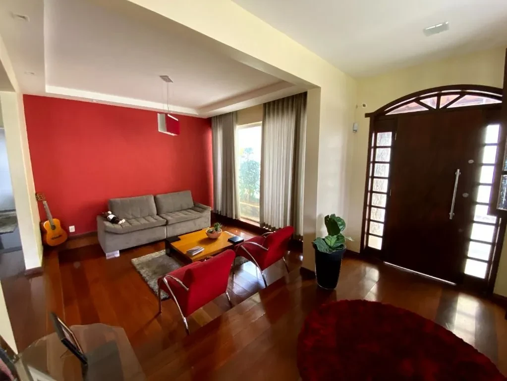 Imagem Casa com 4 Quartos à Venda, 200 m² em Tupi A - Belo Horizonte