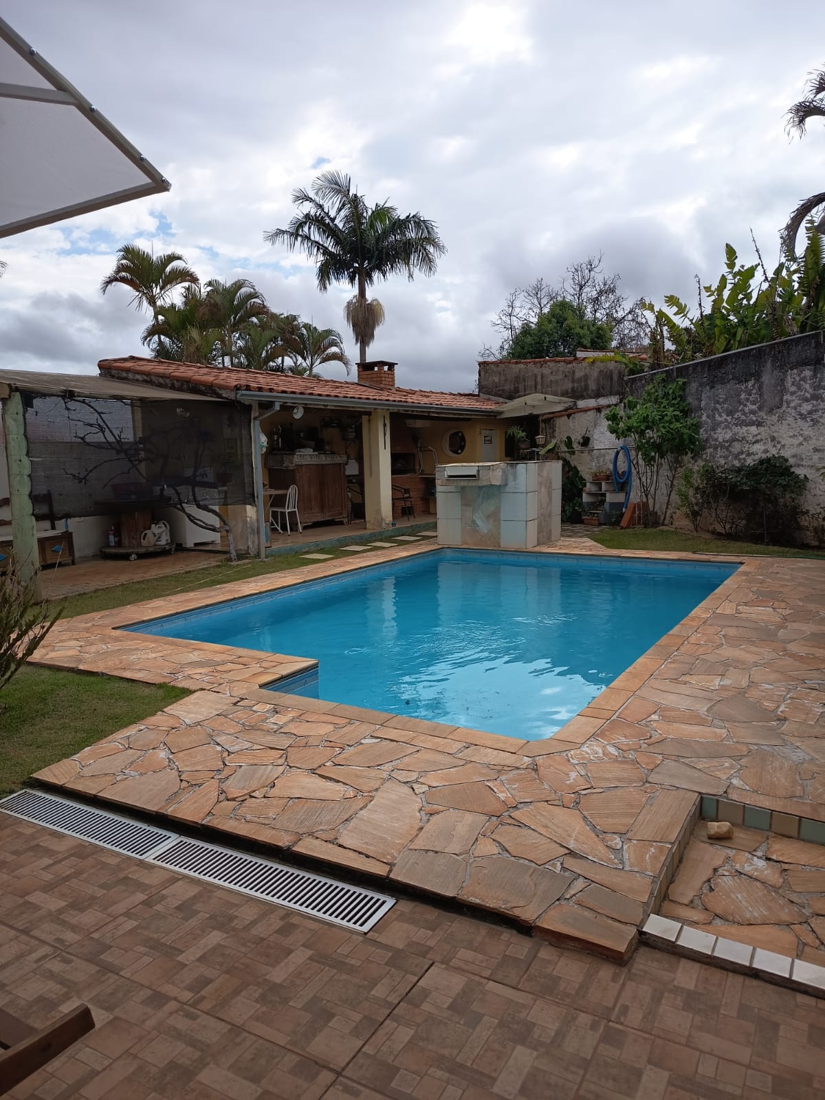 Imagem Casa com 3 Quartos à Venda, 144 m² em Vila Petrópolis - Atibaia