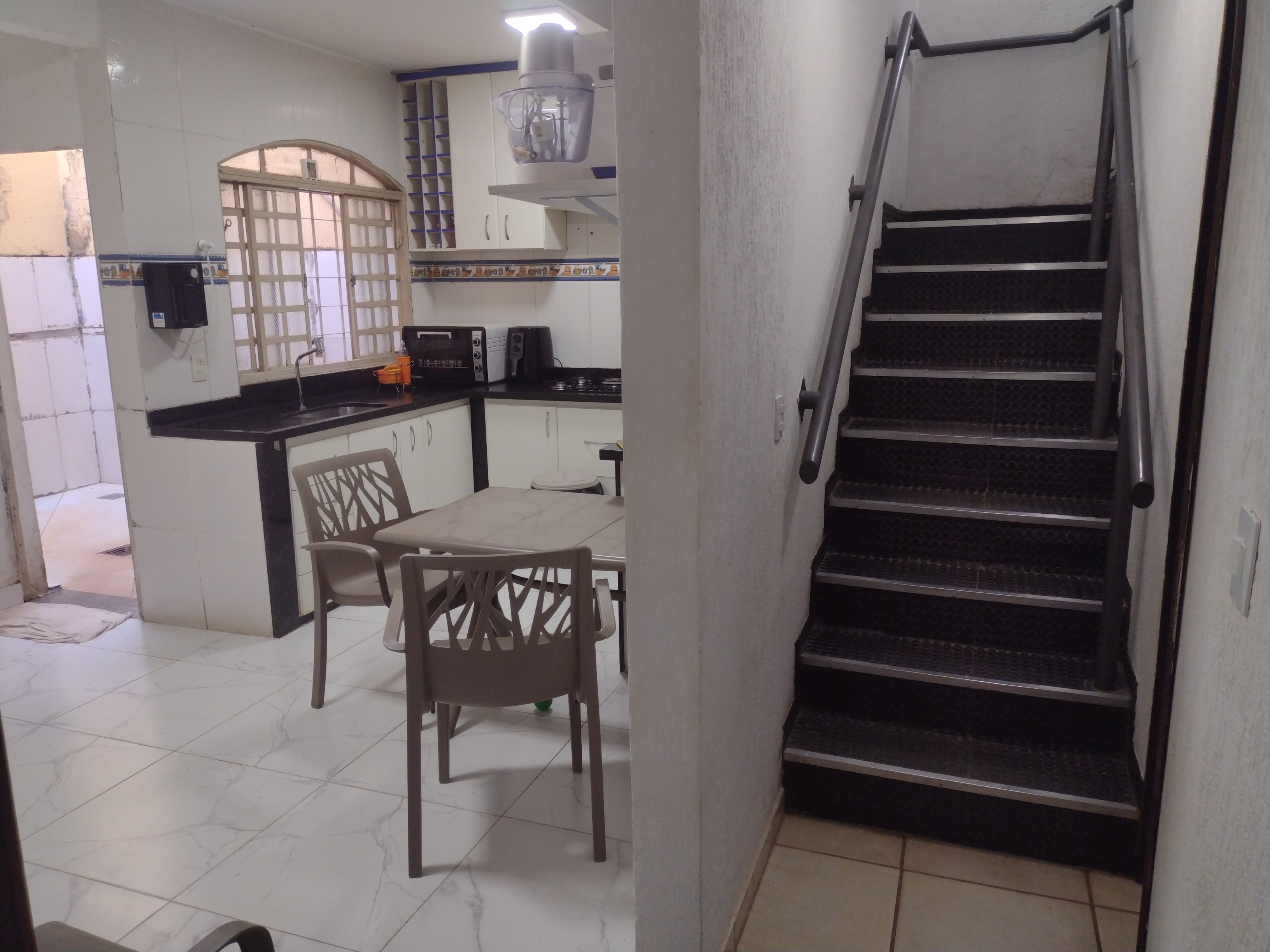 Imagem Casa com 4 Quartos à Venda, 300 m²em Areal (Águas Claras) - Brasília