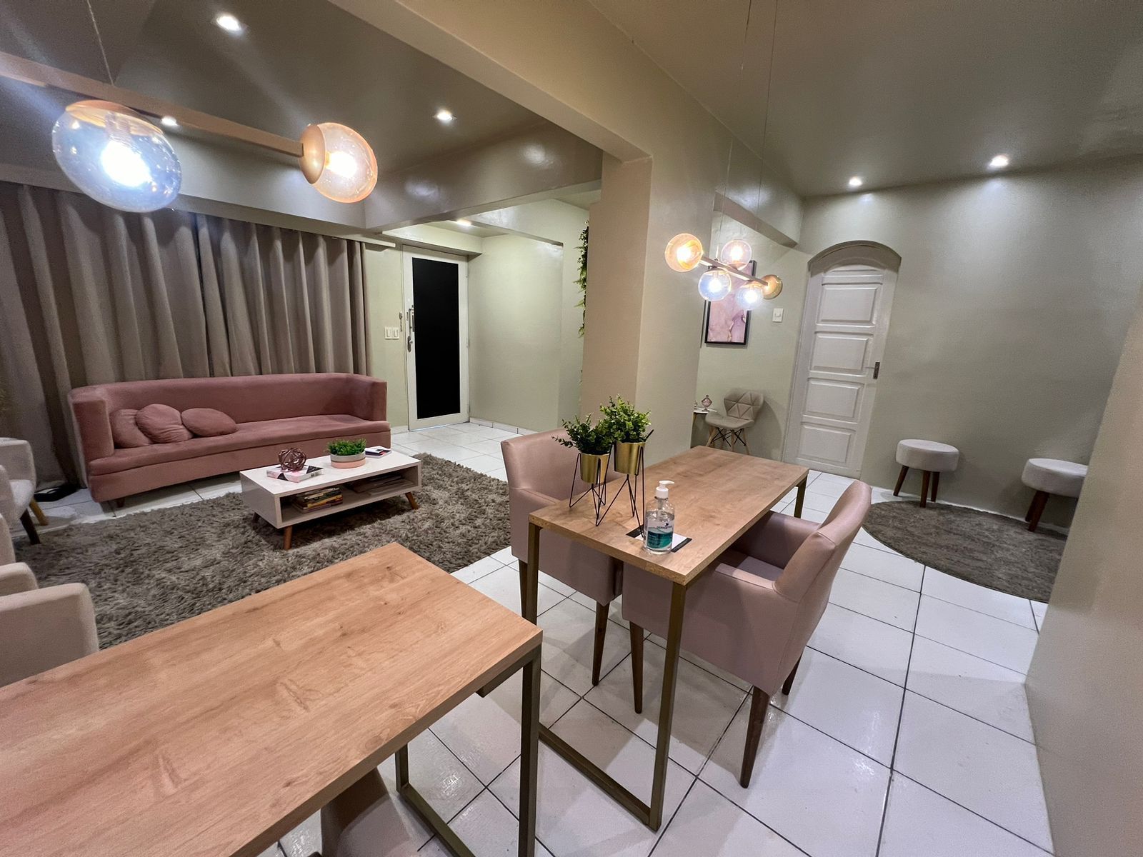 Sala Comercial para Alugar, 1 m²em Nazaré - Belém