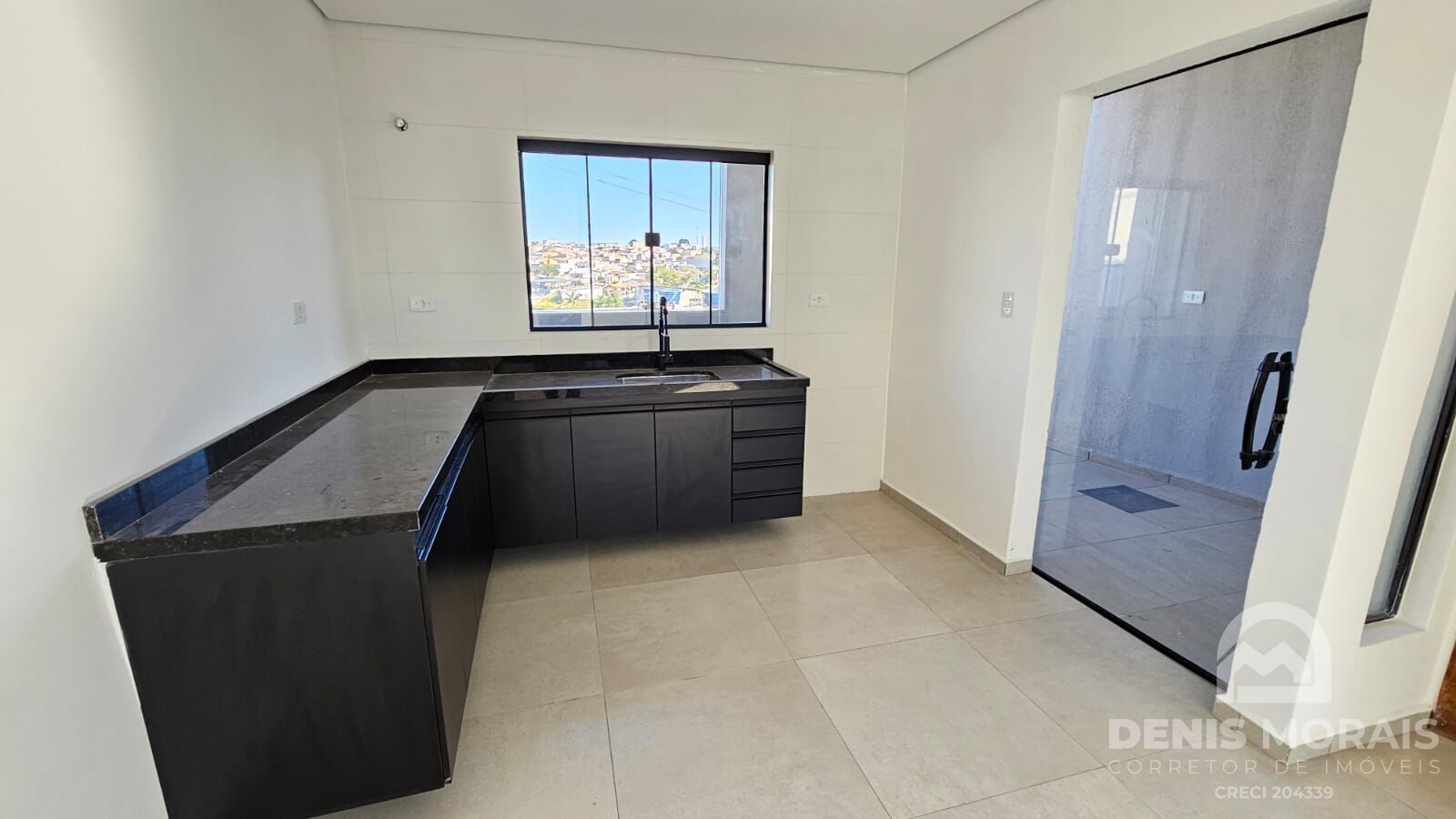 Imagem Sobrado com 3 Quartos à Venda, 135 m²em Vila Lavínia - Mogi das Cruzes