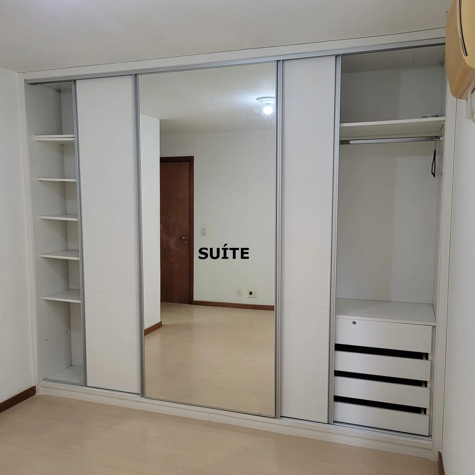 Imagem Apartamento com 2 Quartos à Venda, 80 metros em São Francisco - Niterói