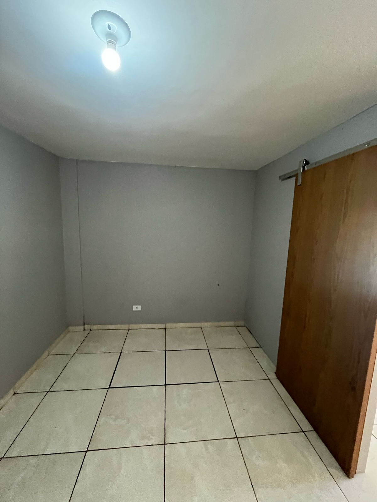 Foto do imóvel: Kitnet com 1 Quarto à Venda, 25 m² em Xaxim - Curitiba