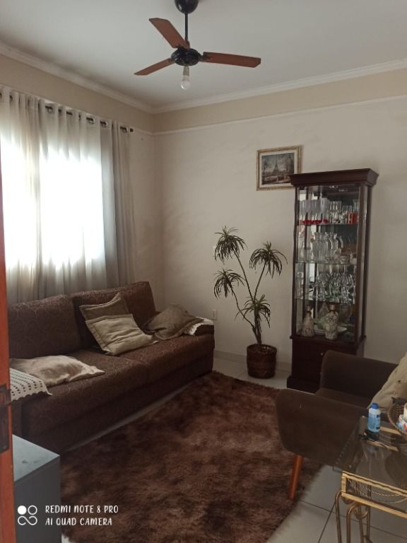 Casa com 3 Quartos à Venda, 90 m²em Jardim Residencial Vetorasso - São José do Rio Preto