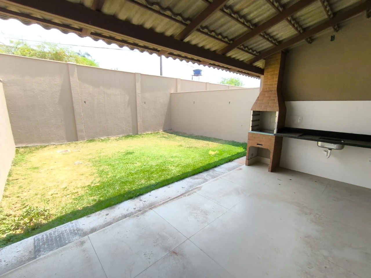 Imagem Casa de Condomínio com 3 Quartos à Venda, 135 m² em Sítios Santa Luzia - Aparecida de Goiânia