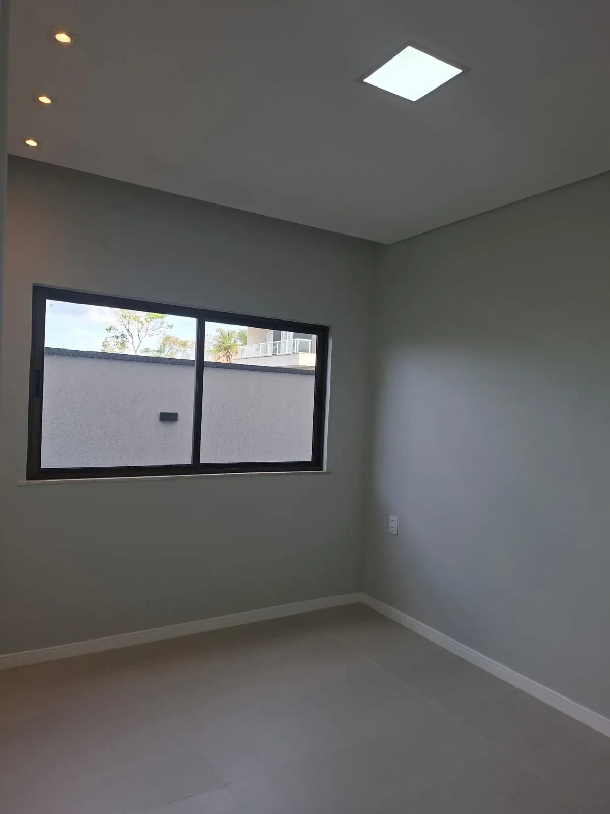Imagem Casa de Condomínio com 3 Quartos à Venda, 143 m² em Cidade Alpha - Eusébio