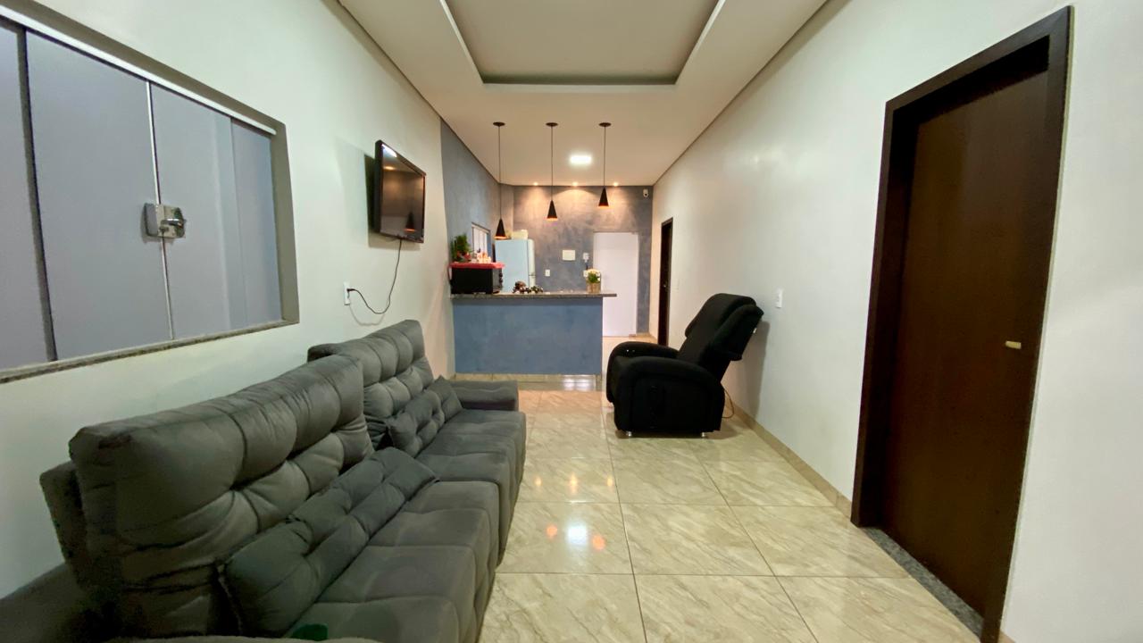 Casa com 3 Quartos à Venda, 151 m²em Vila Santa Cruz - Rio Verde