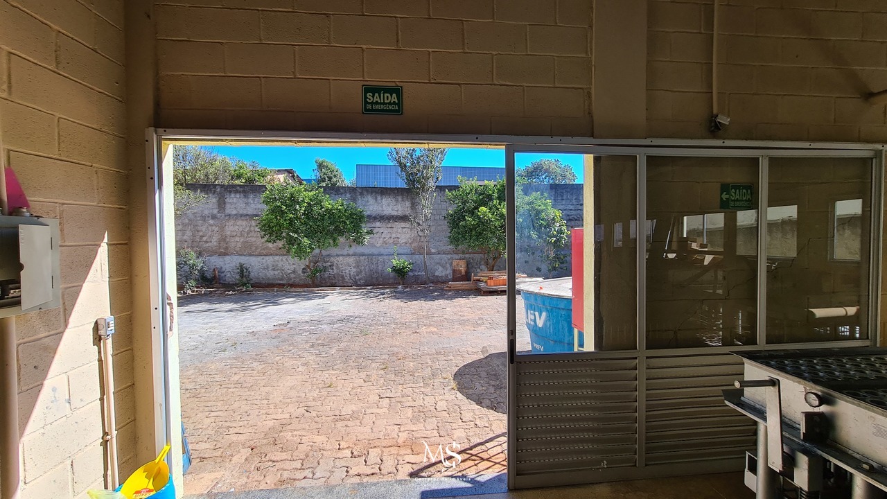 Imagem Galpão à Venda ou Locação, 224 metro em Sobradinho - Brasília