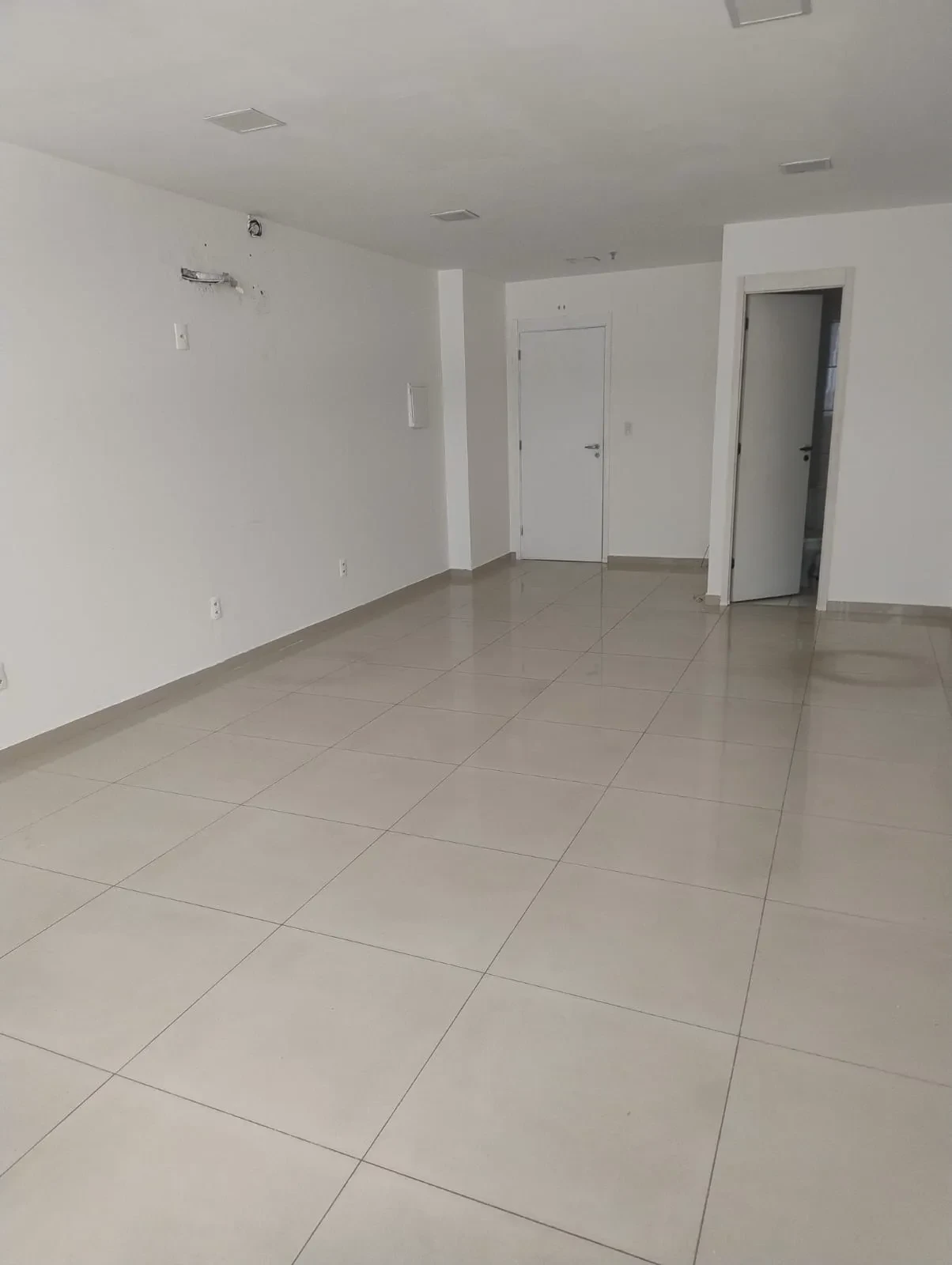 Imagem Sala Comercial para Alugar, 34 m² em Cohama - São Luís