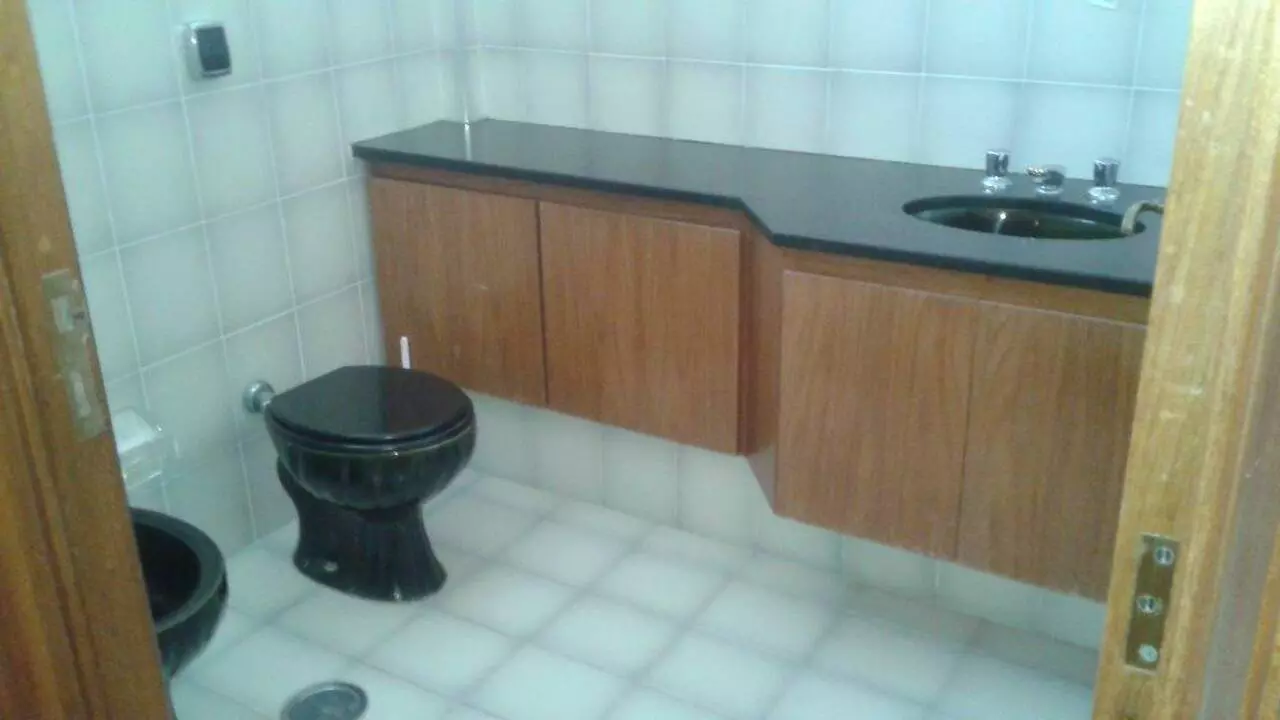 Imagem Casa com 4 Quartos à Venda ou Locação, 792 m² em Interlagos - São Paulo