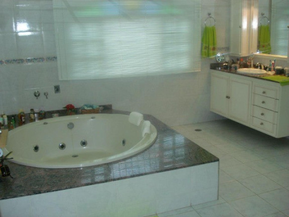 Casa com 7 Quartos à Venda, 400 m² em Cadetes Fabres - Guapimirim