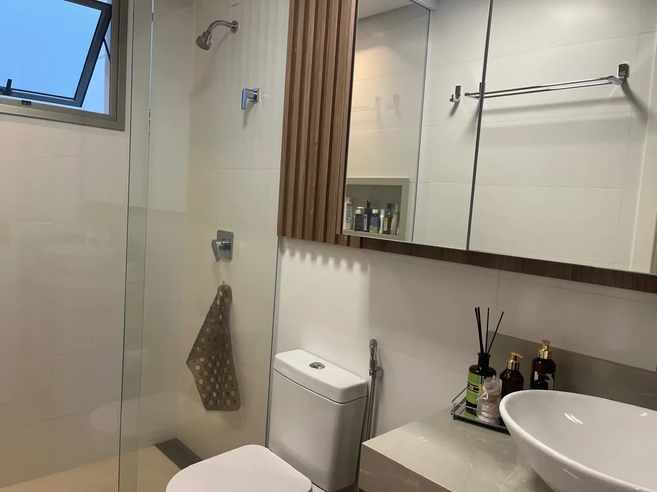 Imagem Apartamento com 2 Quartos à Venda, 100 m² em Jurerê - Florianópolis