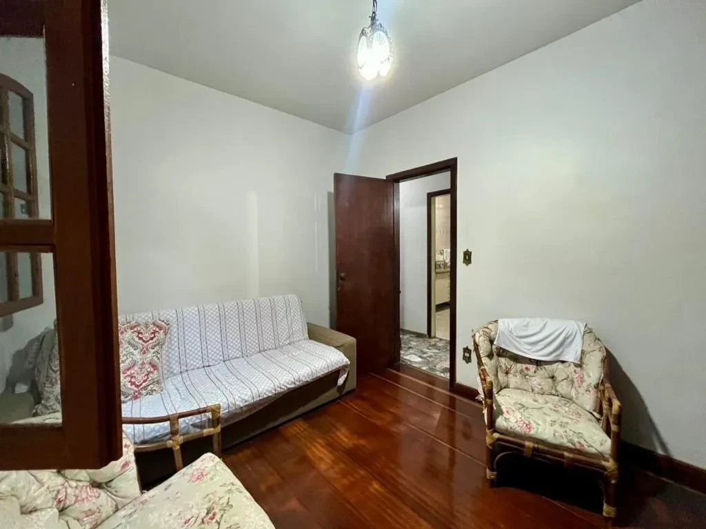 Imagem Casa com 4 Quartos à Venda, 177 m² em Itapoã - Belo Horizonte