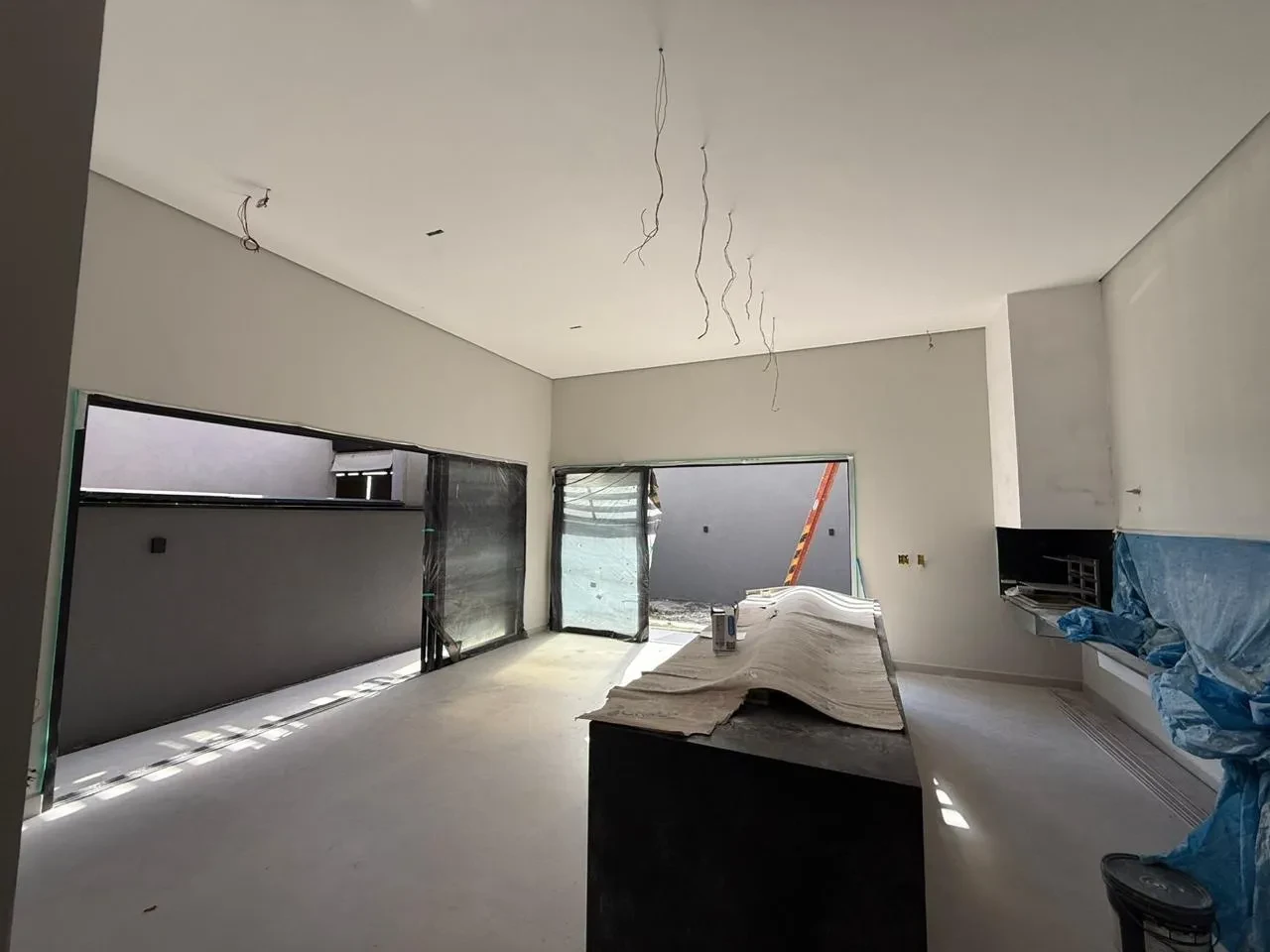 Foto do imóvel: Casa de Condomínio com 3 Quartos à Venda, 164 m² em Jardim Jacinto - Jacareí