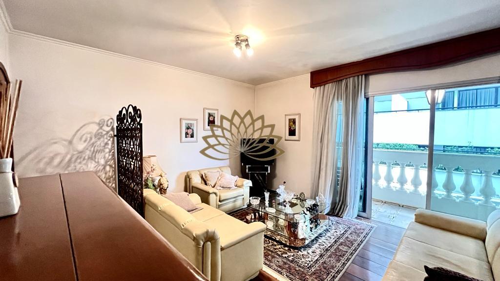 Imagem Apartamento com 3 Quartos à Venda, 140 m²em Campo Belo - São Paulo