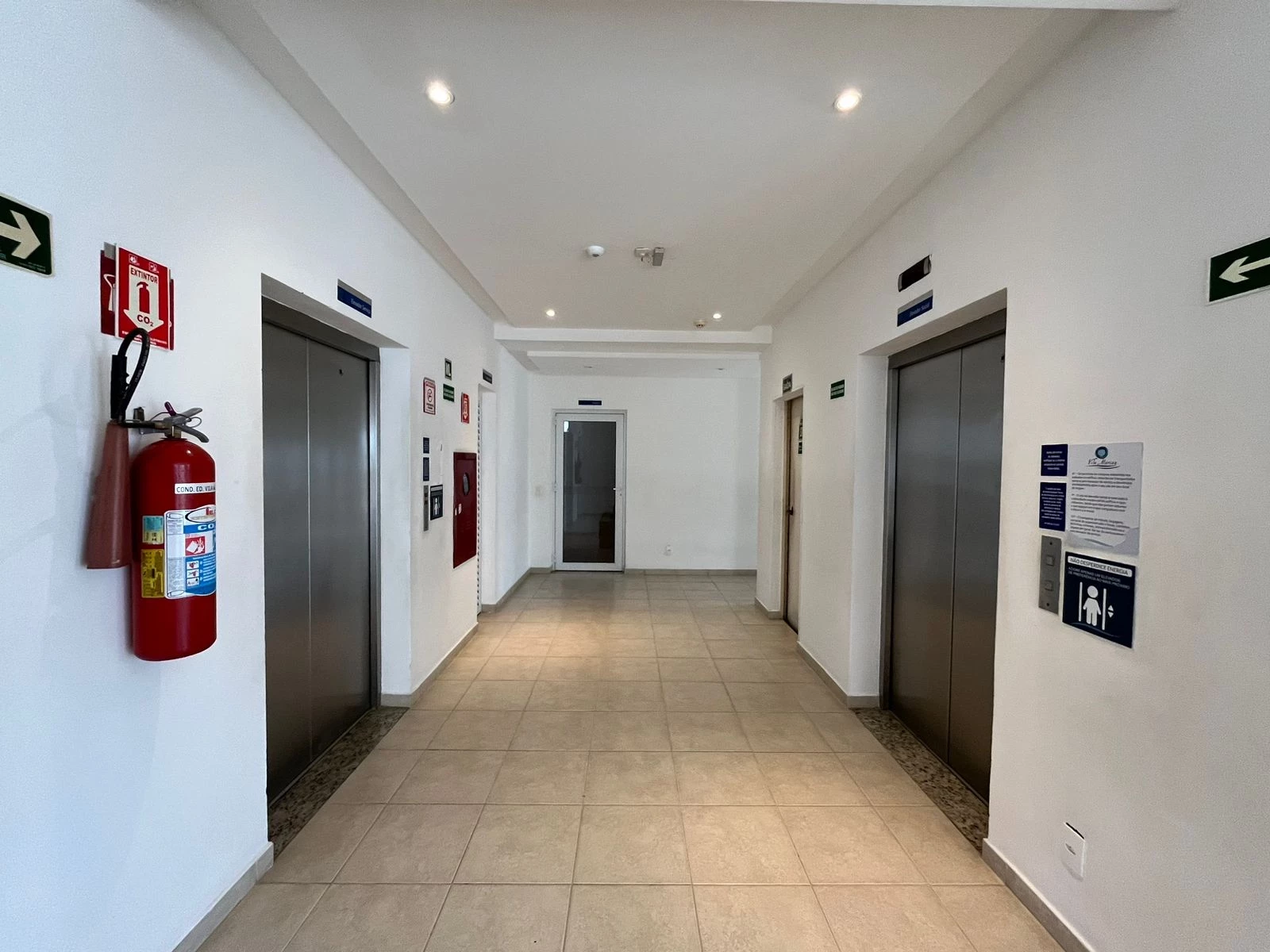 Imagem Apartamento com 2 Quartos à Venda, 77 m² em Ponta da Praia - Santos Imagem Apartamento com 2 Quartos à Venda, 77 m² em Ponta da Praia - Santos