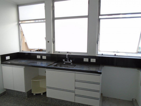 Imagem Apartamento com 3 Quartos para Alugar, 234 m² em Santa Cecília - São Paulo