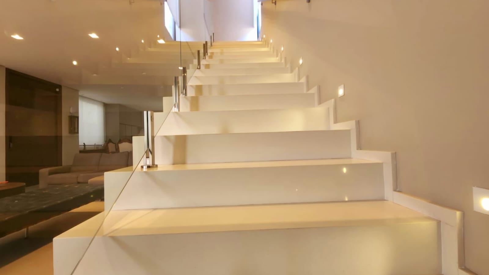 Foto do imóvel: Casa com 4 Quartos à Venda, 370 m²em Ponta da Praia - Santos