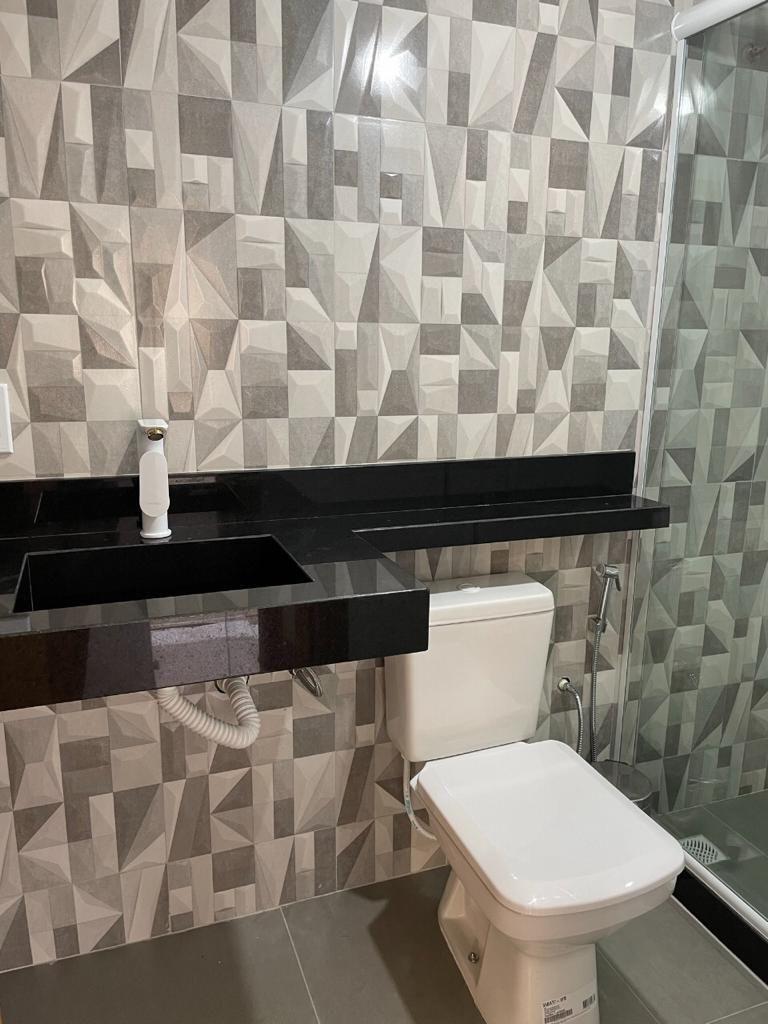 Imagem Casa com 2 Quartos à Venda, 240 m²em Piratininga - Niterói