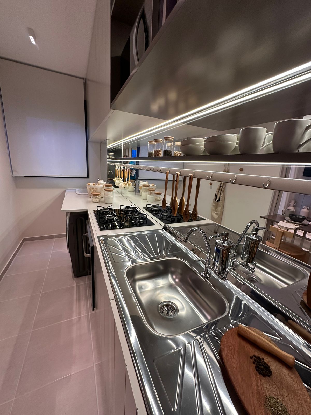 Imagem Apartamento com 2 Quartos à Venda, 45 m² em Campo Grande - Rio de Janeiro