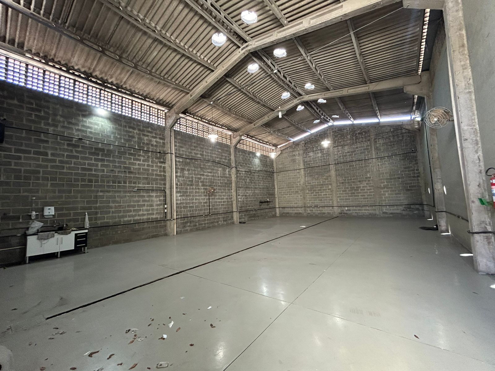 Imagem Galpão para Alugar, 380 m²em Centro de Vila Velha - Vila Velha