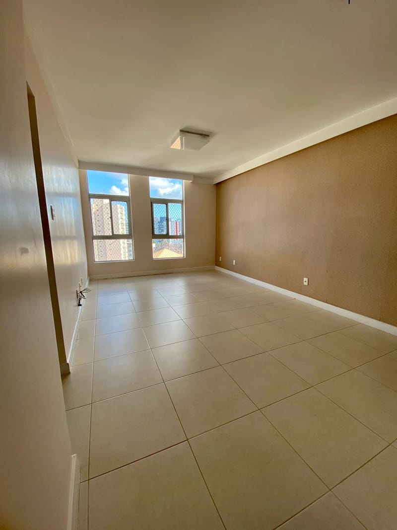 Imagem Apartamento com 2 Quartos à Venda, 88 m²em Candeal - Salvador