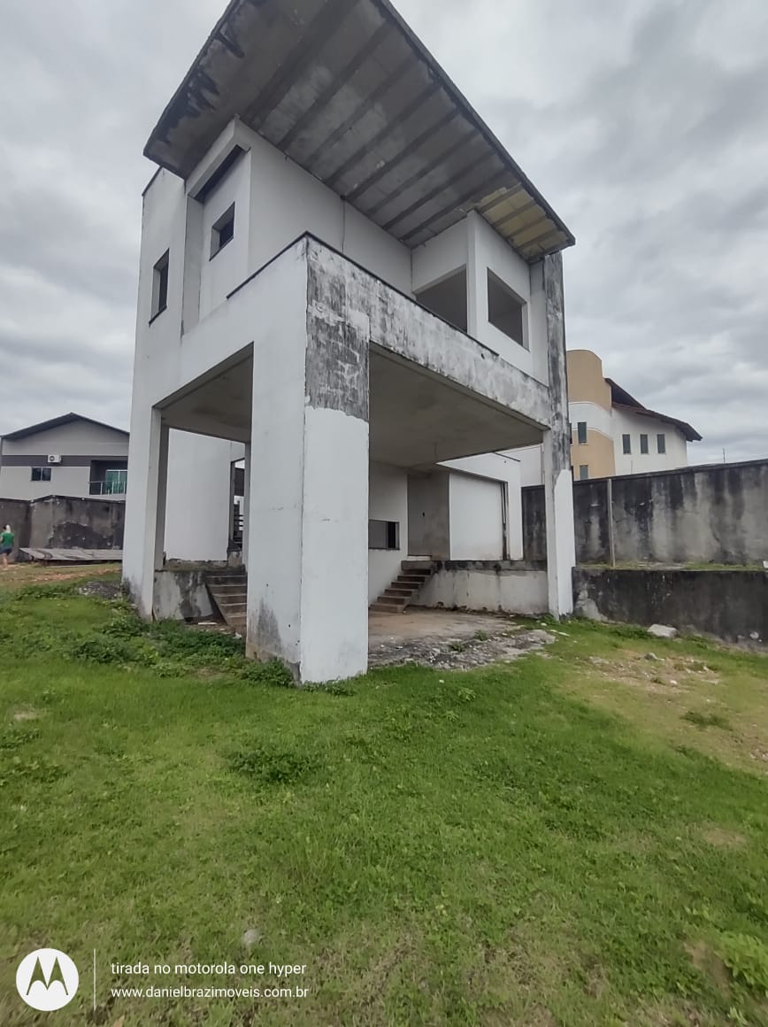 Foto do imóvel: Casa de Condomínio com 4 Quartos à Venda, 500 m² em Ponta Negra - Manaus