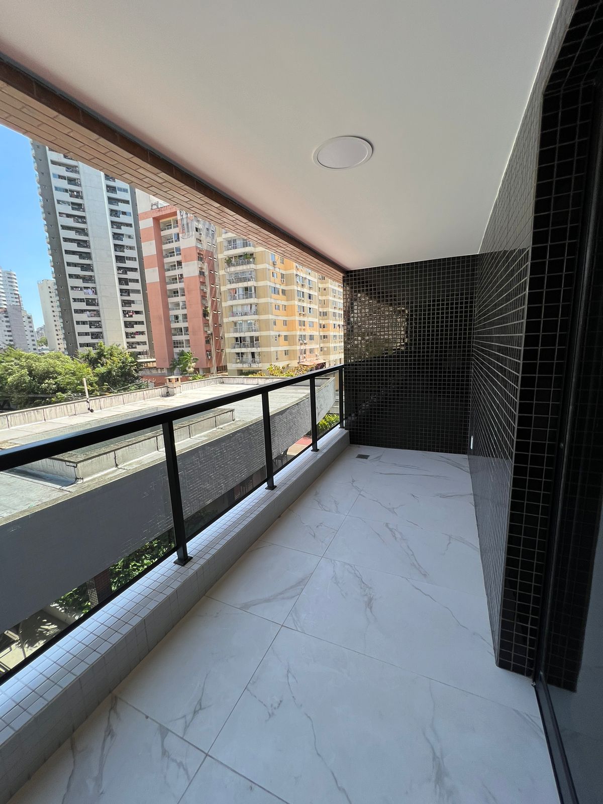 Imagem Apartamento com 2 Quartos para Alugar, 91 m²em Batista Campos - Belém