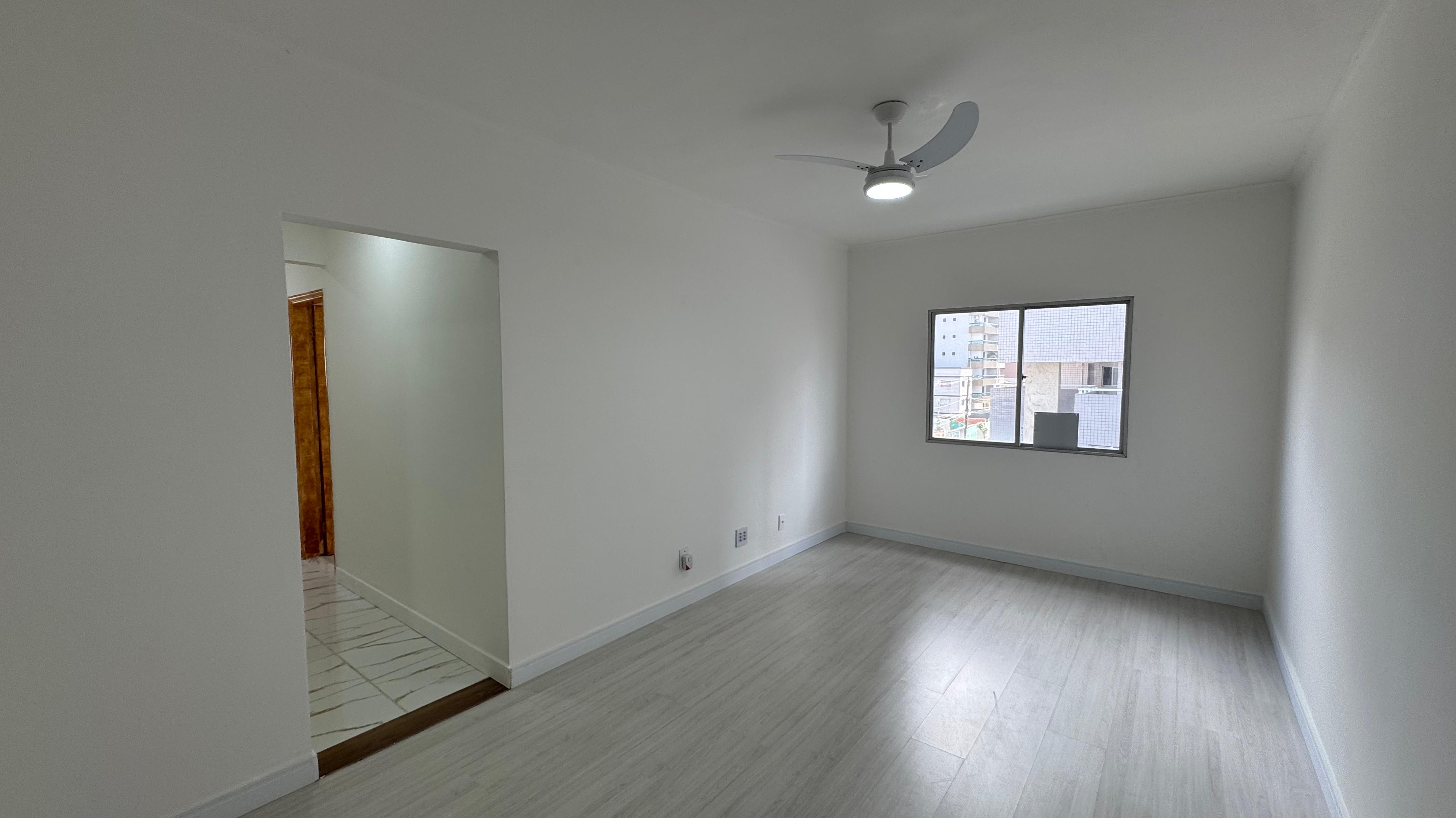 Imagem Apartamento com 2 Quartos à Venda, 58 m² em Ocian - Praia Grande