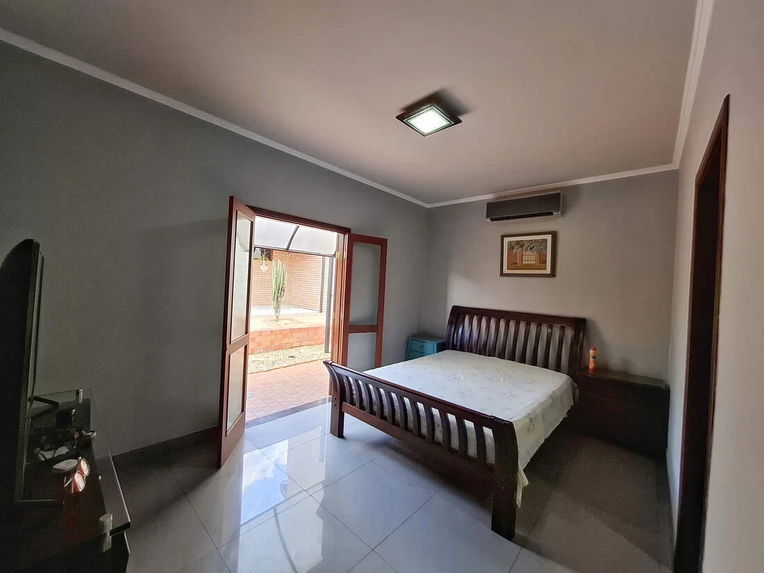 Imagem Casa com 3 Quartos à Venda, 280 m² em Parque Residencial Murayama - Mogi Mirim
